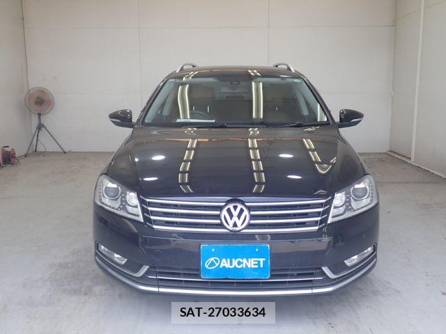 VolksWagen PASSAT VARIANT 2011-10 8159523-5