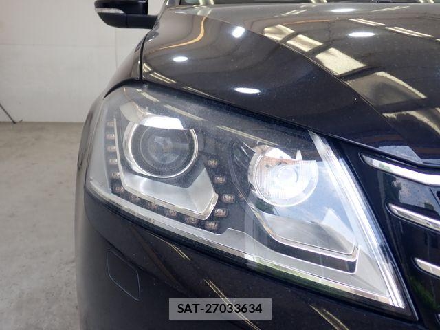 VolksWagen PASSAT VARIANT 2011-10 8159523-8