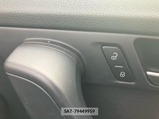 VolksWagen PASSAT VARIANT 2011-09 8232407-15
