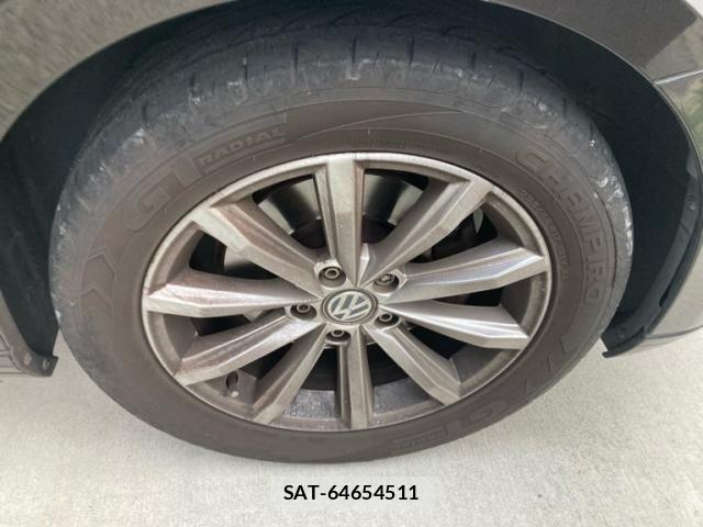 VolksWagen PASSAT VARIANT 2016-06 8232405-2