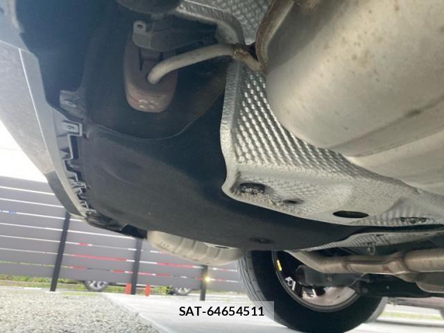 VolksWagen PASSAT VARIANT 2016-06 8232405-4