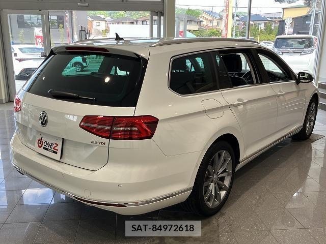 VolksWagen PASSAT VARIANT 2020-11 8247160-16