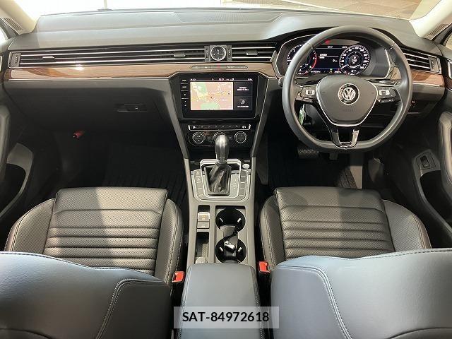 VolksWagen PASSAT VARIANT 2020-11 8247160-1