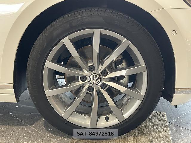 VolksWagen PASSAT VARIANT 2020-11 8247160-20