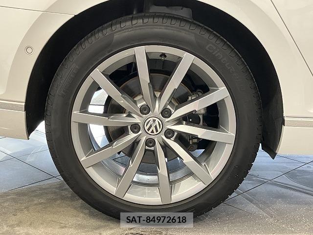 VolksWagen PASSAT VARIANT 2020-11 8247160-21