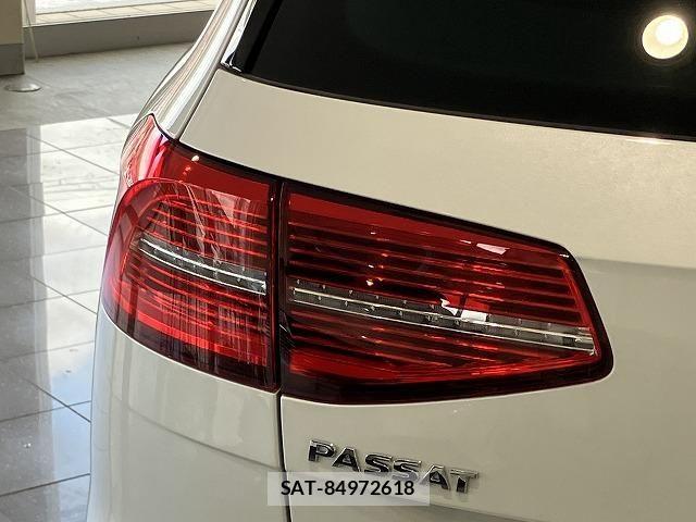 VolksWagen PASSAT VARIANT 2020-11 8247160-22