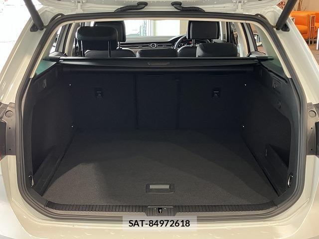 VolksWagen PASSAT VARIANT 2020-11 8247160-27
