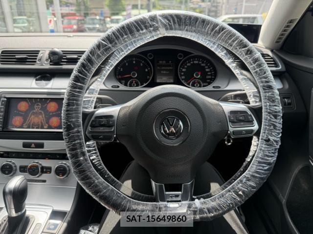 VolksWagen PASSAT VARIANT 2015-03 8247161-17