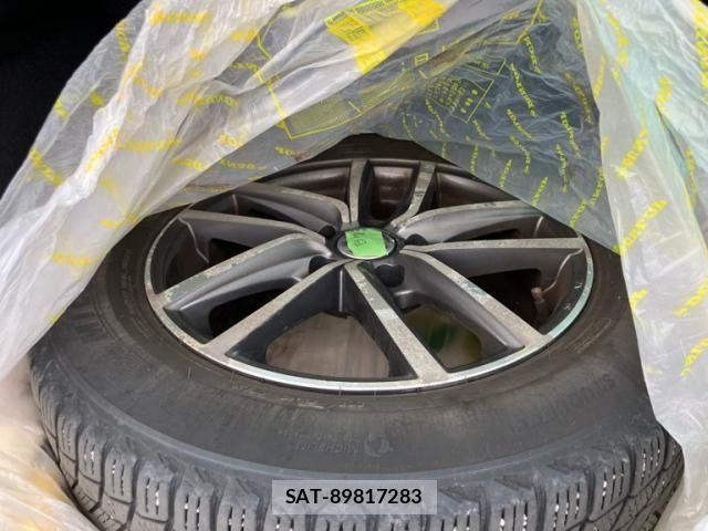 VolksWagen PASSAT VARIANT 2015-08 8318091-20