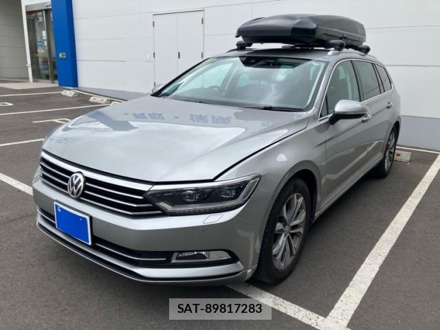VolksWagen PASSAT VARIANT 2015-08 8318091-2