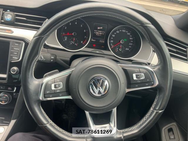 VolksWagen PASSAT VARIANT 2016-03 8318090-15