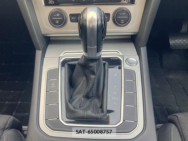VolksWagen PASSAT VARIANT 2015-12 8318092-11