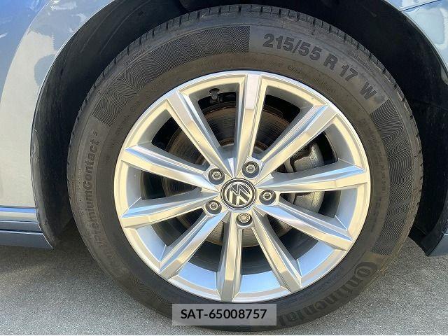 VolksWagen PASSAT VARIANT 2015-12 8318092-5