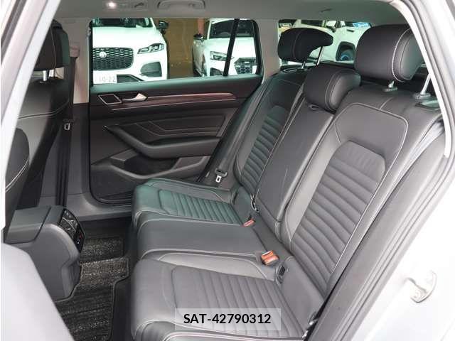 VolksWagen PASSAT VARIANT 2024-06 8355894-9