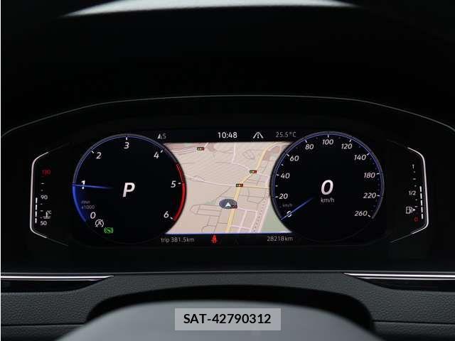 VolksWagen PASSAT VARIANT 2024-06 8355894-13