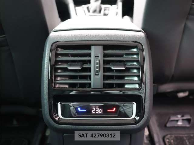 VolksWagen PASSAT VARIANT 2024-06 8355894-16