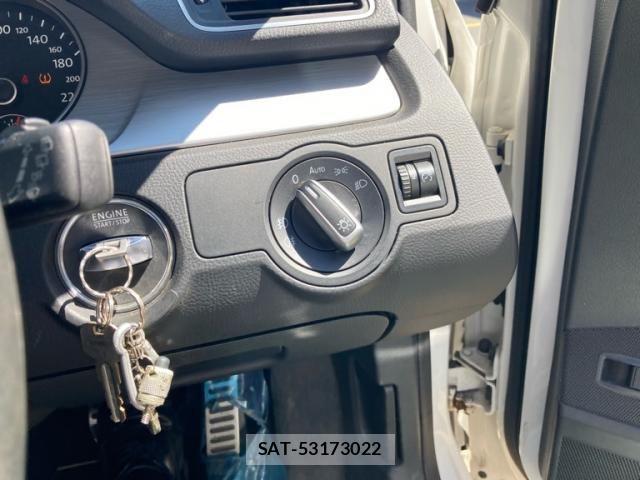 VolksWagen PASSAT VARIANT 2014-09 8369747-14