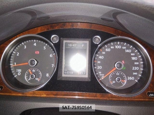 VolksWagen PASSAT VARIANT 2012-03 8369745-3