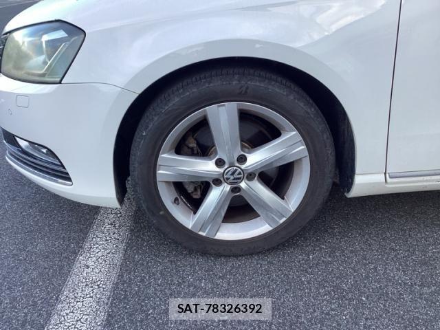 VolksWagen PASSAT VARIANT 2012-01 8415861-12