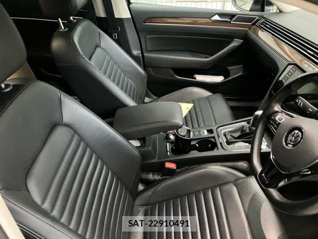 VolksWagen PASSAT VARIANT 2017-10 8439109-8