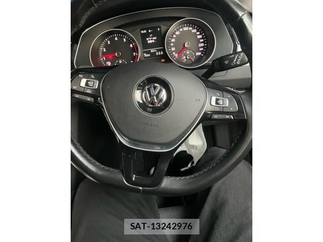VolksWagen PASSAT VARIANT 2016-05 8458772-17
