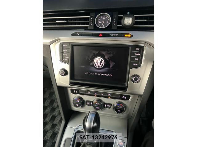 VolksWagen PASSAT VARIANT 2016-05 8458772-18