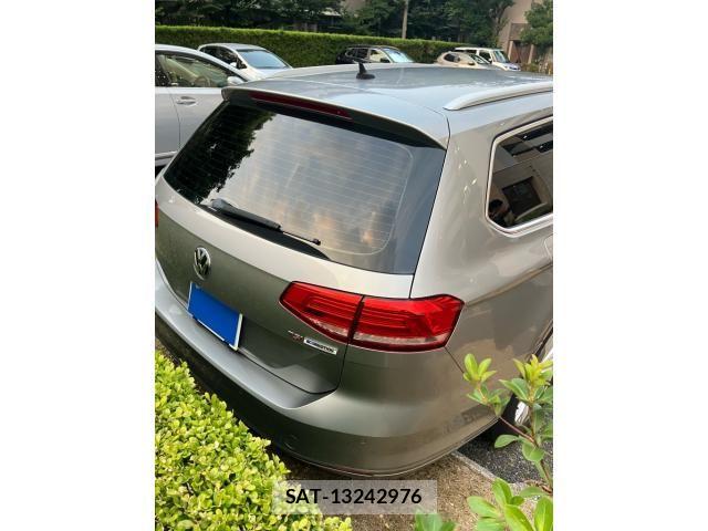 VolksWagen PASSAT VARIANT 2016-05 8458772-6