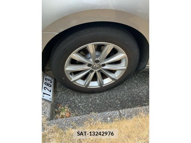 VolksWagen PASSAT VARIANT 2016-05 8458772-7
