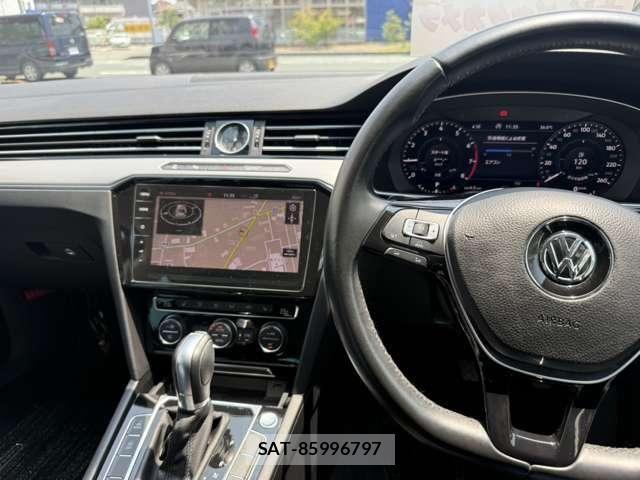 VolksWagen PASSAT VARIANT 2017-09 8564098-20