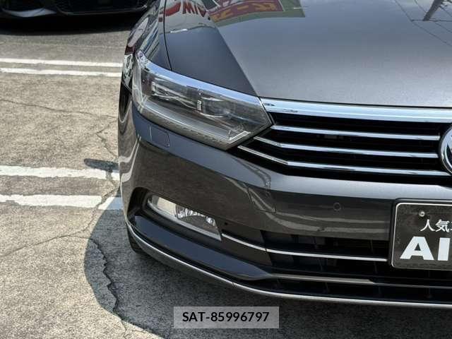 VolksWagen PASSAT VARIANT 2017-09 8564098-25