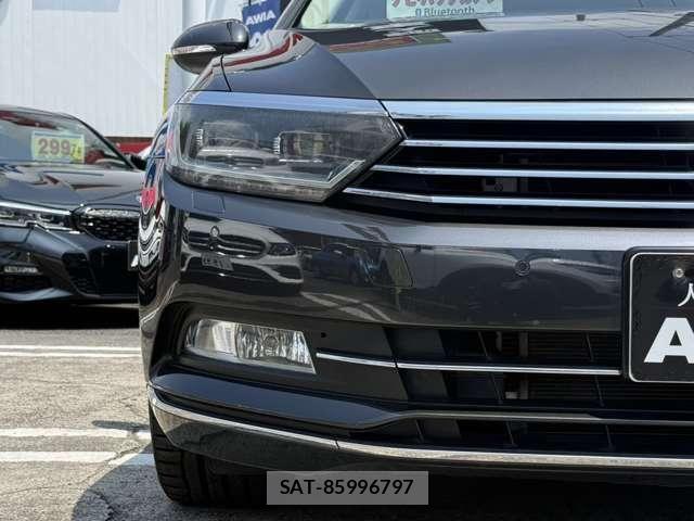 VolksWagen PASSAT VARIANT 2017-09 8564098-26