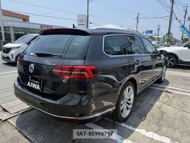 VolksWagen PASSAT VARIANT 2017-09 8564098-4