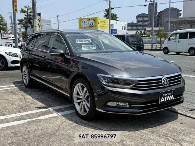 VolksWagen PASSAT VARIANT 2017-09 8564098-6