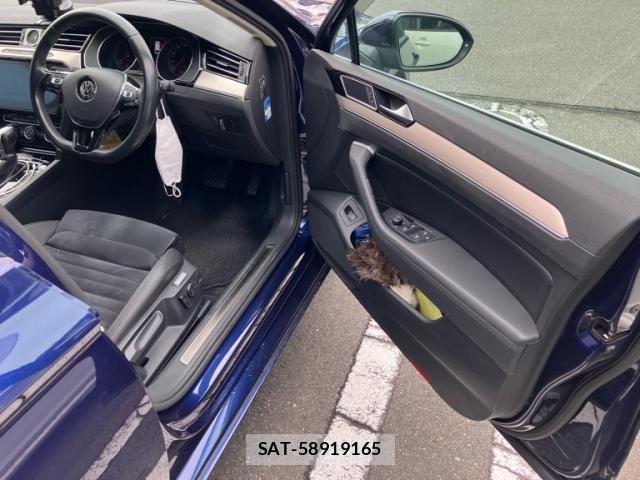 VolksWagen PASSAT VARIANT 2018-02 8564102-12