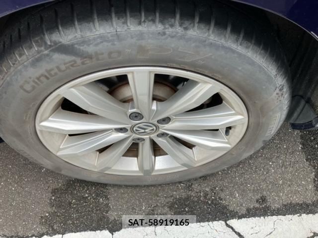 VolksWagen PASSAT VARIANT 2018-02 8564102-6