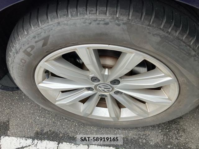 VolksWagen PASSAT VARIANT 2018-02 8564102-7