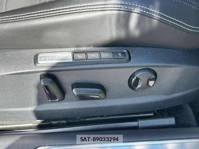 VolksWagen PASSAT VARIANT 2017-03 8564101-11