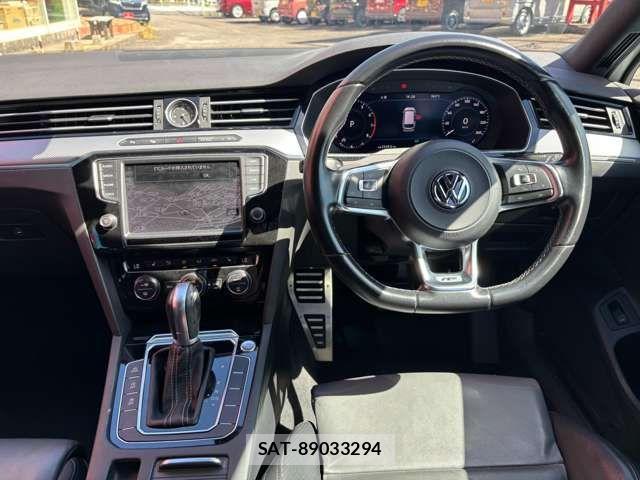 VolksWagen PASSAT VARIANT 2017-03 8564101-15