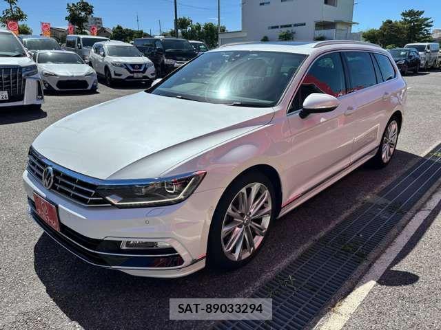 VolksWagen PASSAT VARIANT 2017-03 8564101-2