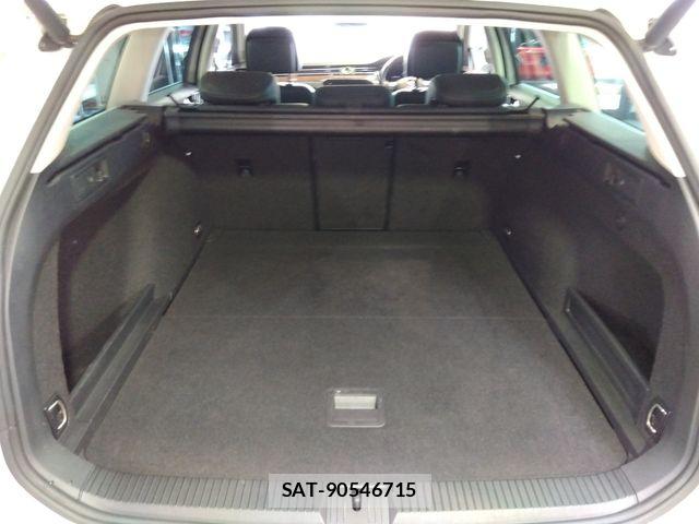 VolksWagen PASSAT VARIANT 2019-08 8662415-14