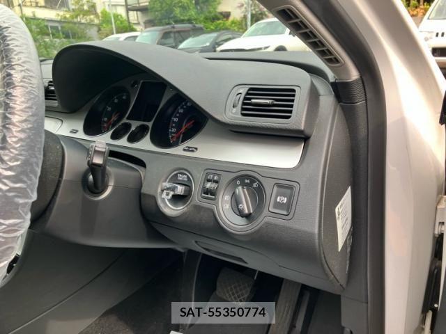 VolksWagen PASSAT VARIANT 2007-11 8746864-8