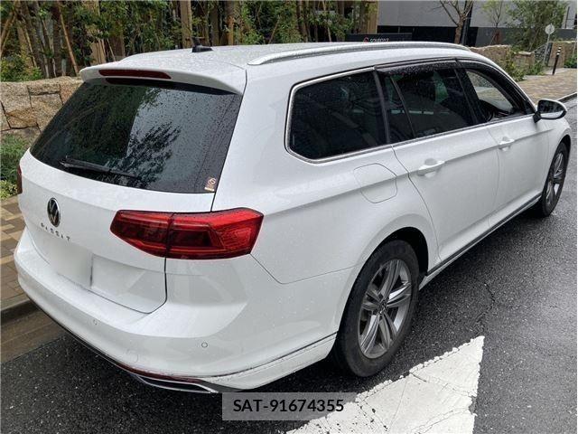 VolksWagen PASSAT VARIANT 2021-09 8797931-1