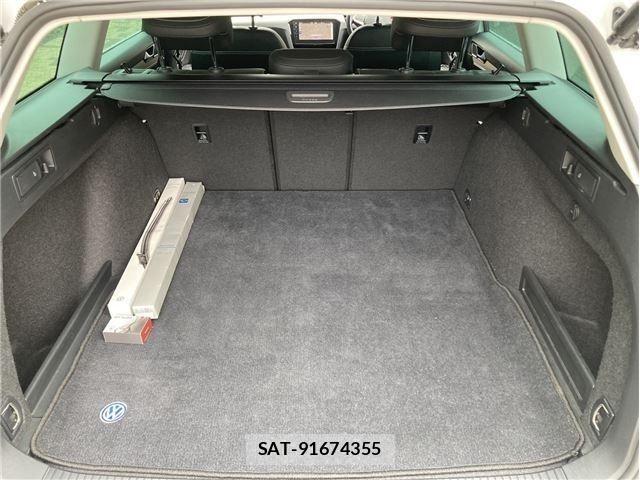 VolksWagen PASSAT VARIANT 2021-09 8797931-4