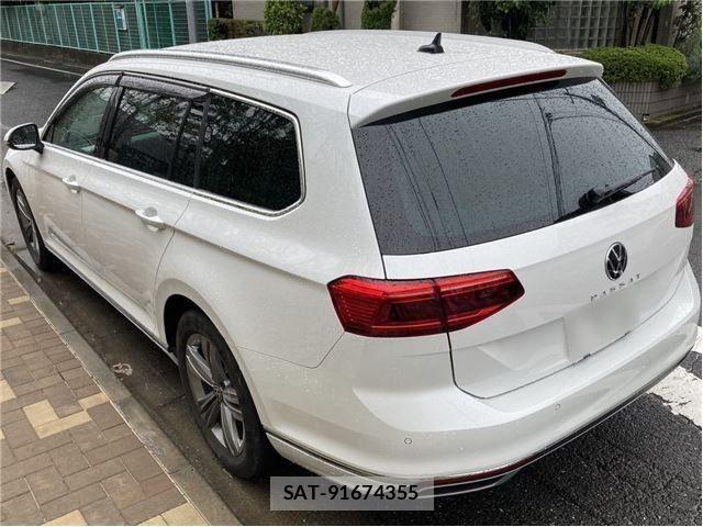 VolksWagen PASSAT VARIANT 2021-09 8797931-6