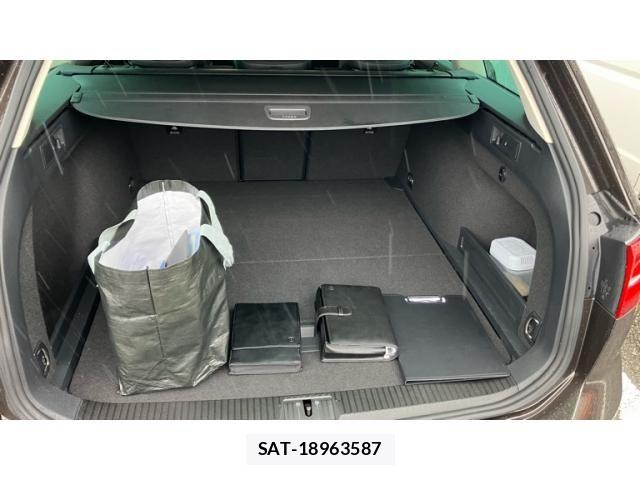 VolksWagen PASSAT VARIANT 2015-08 8832510-10