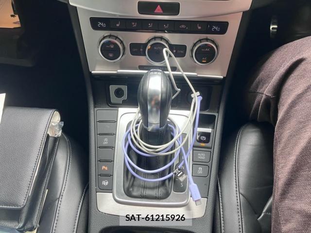 VolksWagen PASSAT VARIANT 2014-12 8832514-19