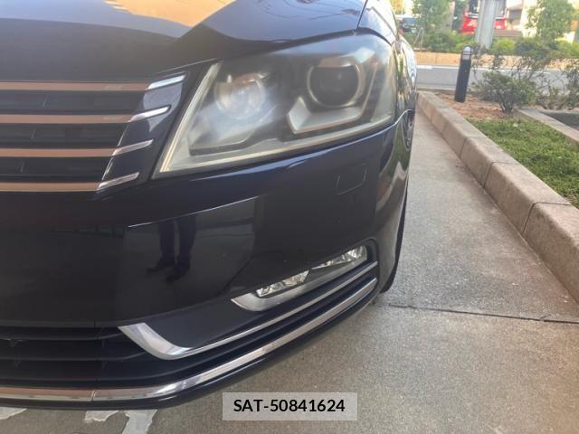 VolksWagen PASSAT VARIANT 2013-09 8832513-3