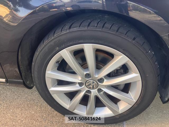 VolksWagen PASSAT VARIANT 2013-09 8832513-6