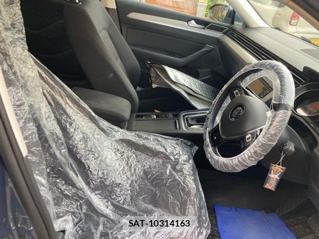 VolksWagen PASSAT VARIANT 2016-03 8851087-14