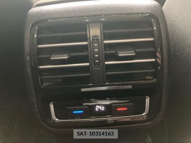 VolksWagen PASSAT VARIANT 2016-03 8851087-16